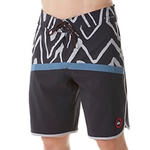 Like New Quiksilver Highline Boardshorts - Picture 7 of 7